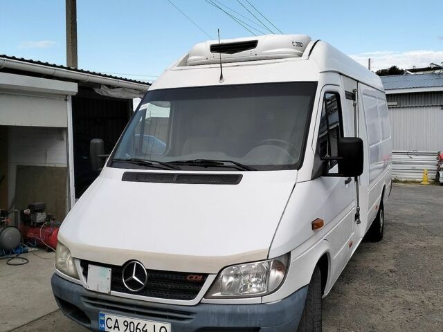 Білий Мерседес Sprinter, об'ємом двигуна 2.15 л та пробігом 245 тис. км за 7800 $, фото 1 на Automoto.ua