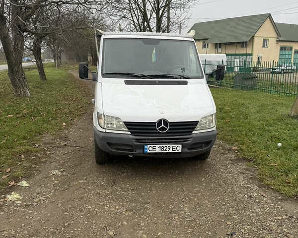 Белый Мерседес Sprinter, объемом двигателя 2.69 л и пробегом 2 тыс. км за 8800 $, фото 1 на Automoto.ua