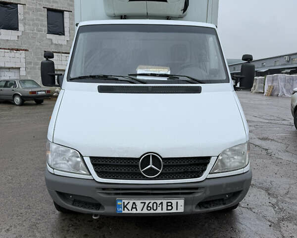 Білий Мерседес Sprinter, об'ємом двигуна 2.15 л та пробігом 327 тис. км за 10500 $, фото 1 на Automoto.ua
