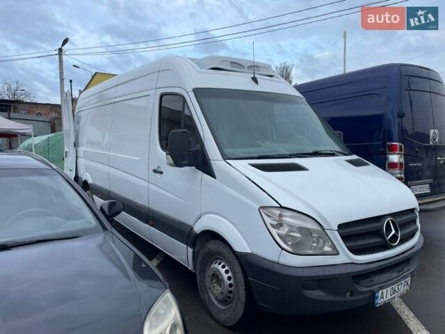 Белый Мерседес Sprinter, объемом двигателя 2.15 л и пробегом 444 тыс. км за 12222 $, фото 1 на Automoto.ua