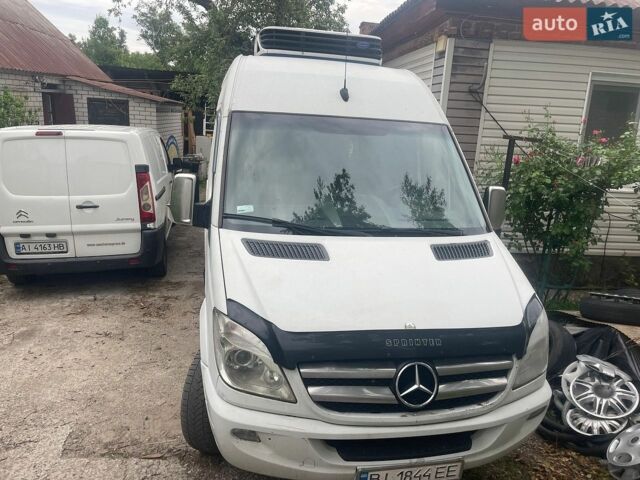 Білий Мерседес Sprinter, об'ємом двигуна 2.15 л та пробігом 300 тис. км за 9500 $, фото 1 на Automoto.ua