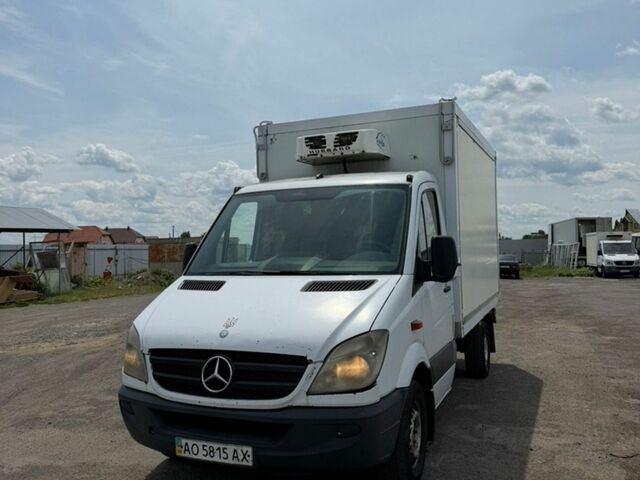 Белый Мерседес Sprinter, объемом двигателя 2.14 л и пробегом 630 тыс. км за 9000 $, фото 1 на Automoto.ua