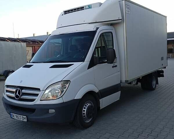 Белый Мерседес Sprinter, объемом двигателя 2.99 л и пробегом 100 тыс. км за 19900 $, фото 1 на Automoto.ua