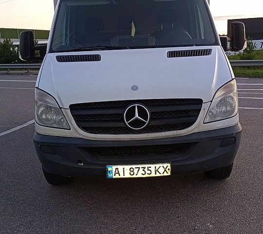 Белый Мерседес Sprinter, объемом двигателя 2 л и пробегом 680 тыс. км за 14200 $, фото 1 на Automoto.ua