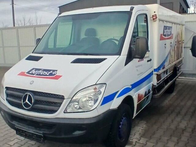Белый Мерседес Sprinter, объемом двигателя 2.2 л и пробегом 175 тыс. км за 21521 $, фото 1 на Automoto.ua