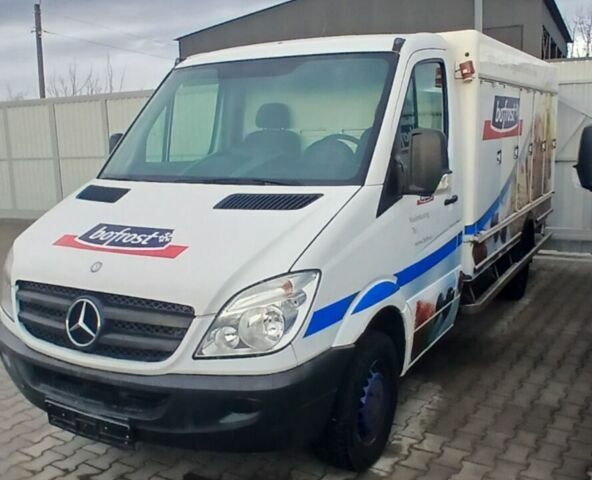 Белый Мерседес Sprinter, объемом двигателя 2.2 л и пробегом 175 тыс. км за 20122 $, фото 1 на Automoto.ua
