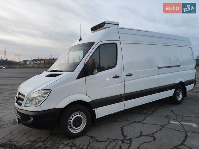Белый Мерседес Sprinter, объемом двигателя 0 л и пробегом 281 тыс. км за 28500 $, фото 1 на Automoto.ua