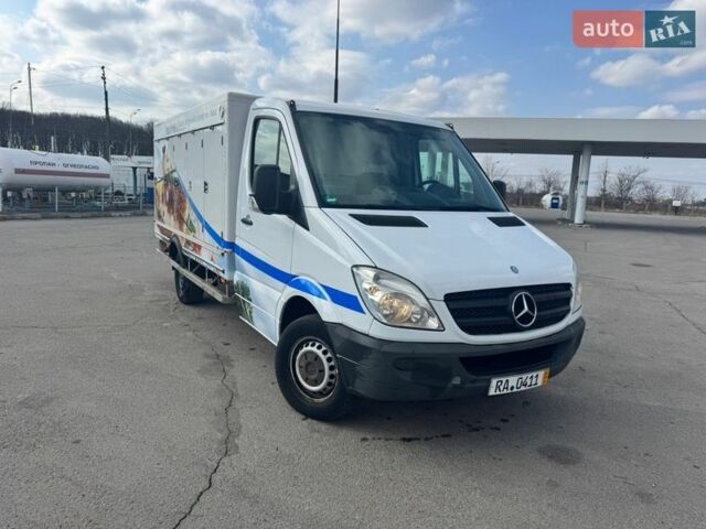 Белый Мерседес Sprinter, объемом двигателя 2.1 л и пробегом 212 тыс. км за 19500 $, фото 1 на Automoto.ua