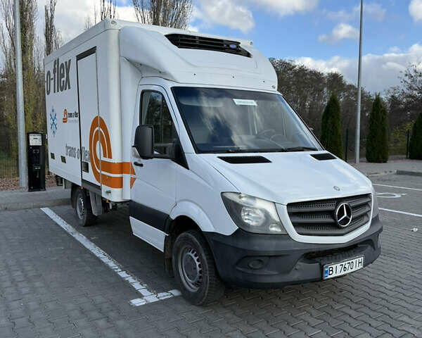 Белый Мерседес Sprinter, объемом двигателя 2.14 л и пробегом 359 тыс. км за 18700 $, фото 1 на Automoto.ua