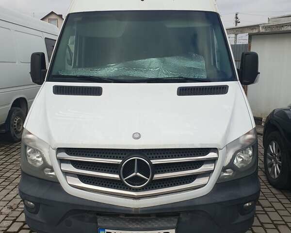 Белый Мерседес Sprinter, объемом двигателя 3 л и пробегом 228 тыс. км за 26900 $, фото 1 на Automoto.ua
