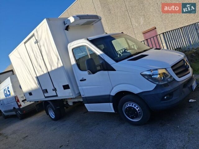Белый Мерседес Sprinter, объемом двигателя 3 л и пробегом 312 тыс. км за 28900 $, фото 1 на Automoto.ua