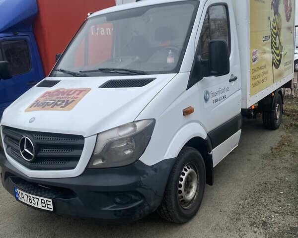Белый Мерседес Sprinter, объемом двигателя 2.1 л и пробегом 383 тыс. км за 14500 $, фото 1 на Automoto.ua
