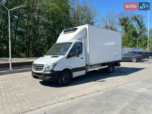 Белый Мерседес Sprinter, объемом двигателя 2.2 л и пробегом 300 тыс. км за 28800 $, фото 1 на Automoto.ua