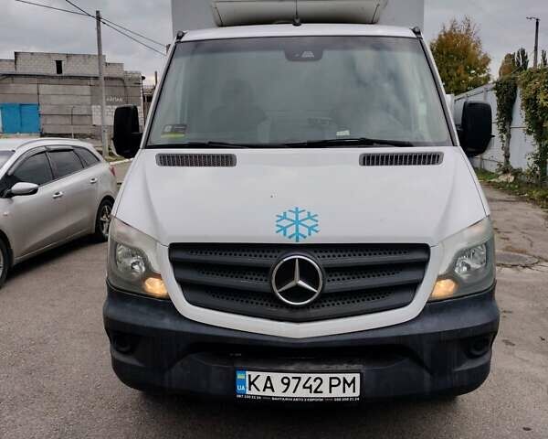 Белый Мерседес Sprinter, объемом двигателя 0 л и пробегом 200 тыс. км за 26000 $, фото 1 на Automoto.ua