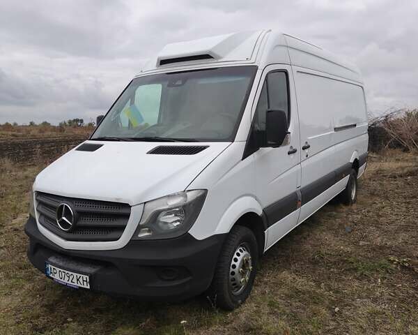 Белый Мерседес Sprinter, объемом двигателя 2.1 л и пробегом 400 тыс. км за 20000 $, фото 1 на Automoto.ua