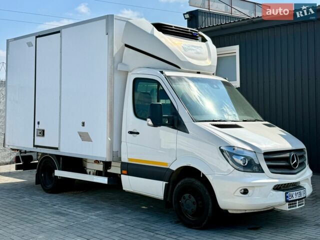 Білий Мерседес Sprinter, об'ємом двигуна 3 л та пробігом 280 тис. км за 30950 $, фото 1 на Automoto.ua