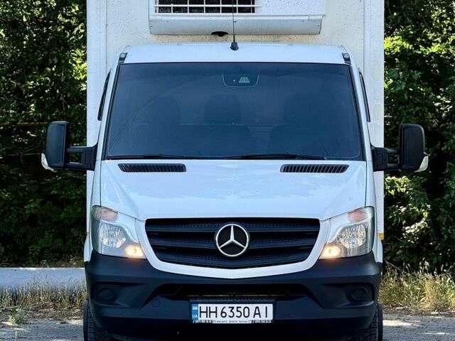 Белый Мерседес Sprinter, объемом двигателя 2.2 л и пробегом 250 тыс. км за 29999 $, фото 1 на Automoto.ua