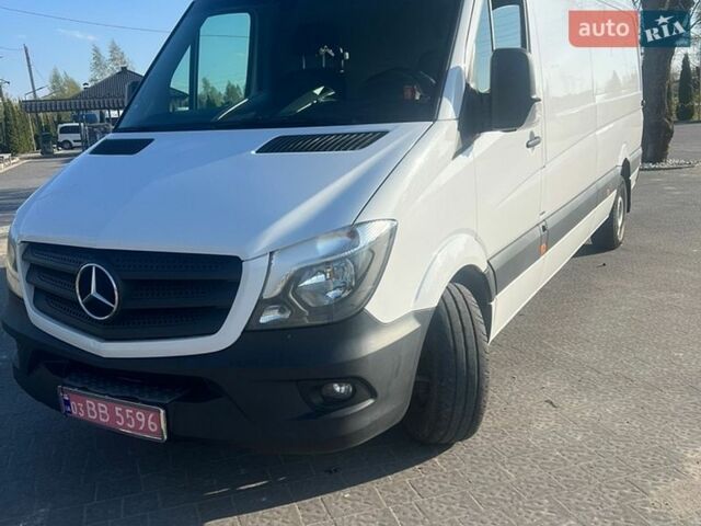 Белый Мерседес Sprinter, объемом двигателя 0 л и пробегом 460 тыс. км за 19500 $, фото 1 на Automoto.ua