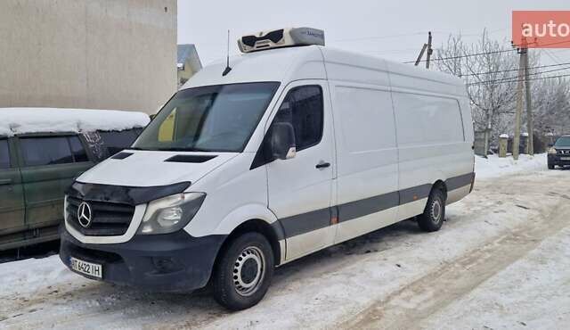 Белый Мерседес Sprinter, объемом двигателя 2.14 л и пробегом 291 тыс. км за 28500 $, фото 1 на Automoto.ua