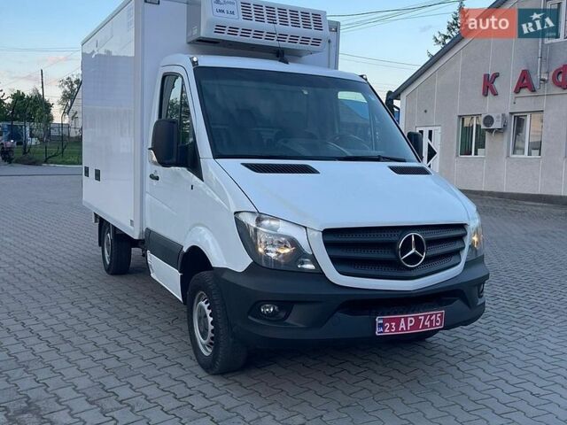 Белый Мерседес Sprinter, объемом двигателя 2.2 л и пробегом 150 тыс. км за 17900 $, фото 1 на Automoto.ua