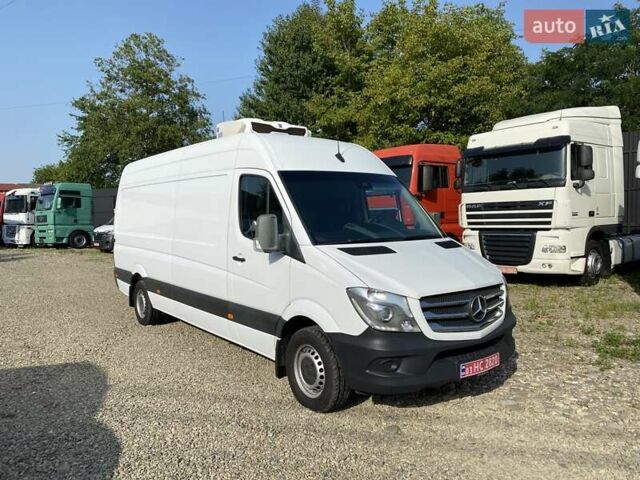 Белый Мерседес Sprinter, объемом двигателя 2.2 л и пробегом 175 тыс. км за 21950 $, фото 1 на Automoto.ua