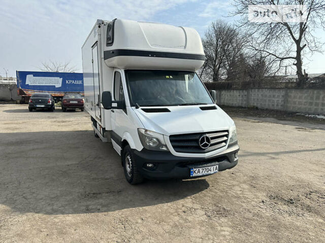 Білий Мерседес Sprinter, об'ємом двигуна 2.1 л та пробігом 600 тис. км за 17990 $, фото 1 на Automoto.ua