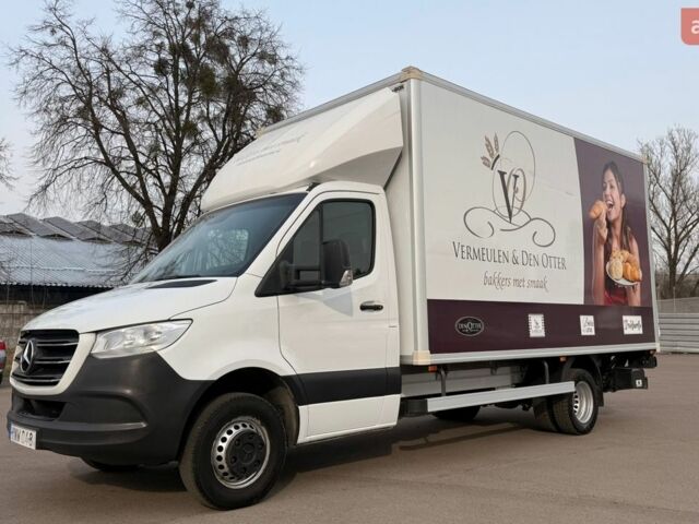 Белый Мерседес Sprinter, объемом двигателя 2.2 л и пробегом 238 тыс. км за 32000 $, фото 1 на Automoto.ua