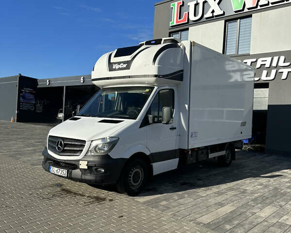 Белый Мерседес Sprinter, объемом двигателя 0 л и пробегом 300 тыс. км за 21500 $, фото 1 на Automoto.ua