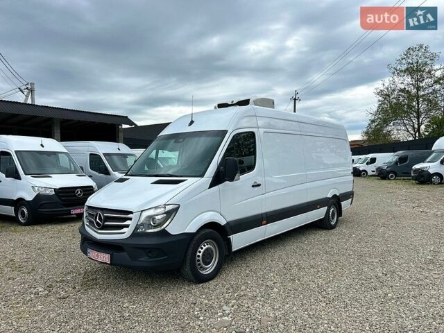 Белый Мерседес Sprinter, объемом двигателя 2.2 л и пробегом 175 тыс. км за 25450 $, фото 1 на Automoto.ua