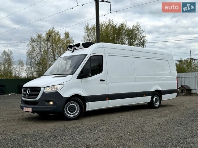 Белый Мерседес Sprinter, объемом двигателя 3 л и пробегом 236 тыс. км за 33500 $, фото 1 на Automoto.ua