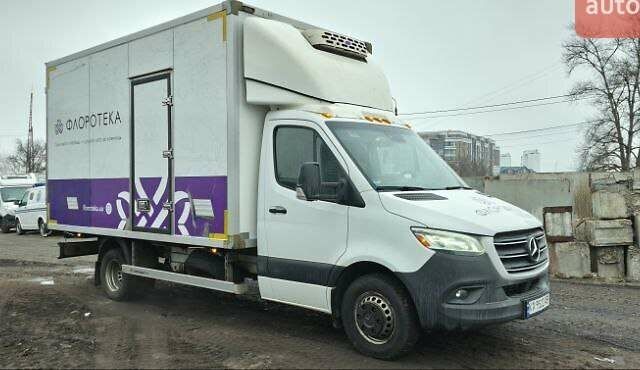 Белый Мерседес Sprinter, объемом двигателя 2.99 л и пробегом 530 тыс. км за 35000 $, фото 1 на Automoto.ua