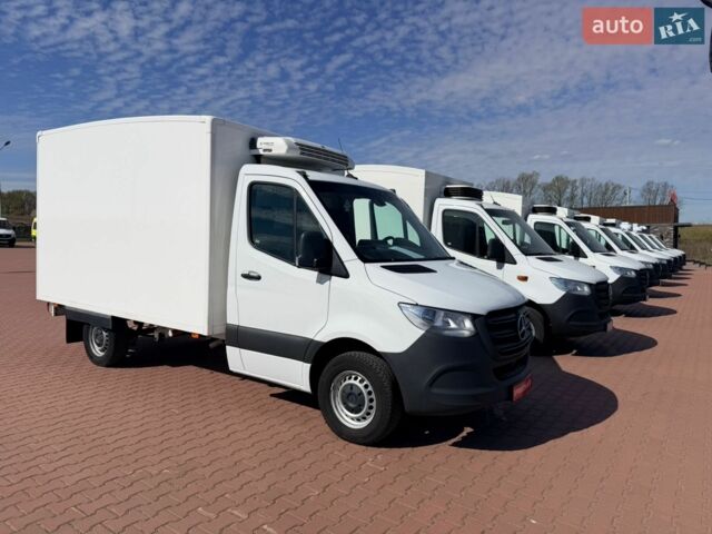 Белый Мерседес Sprinter, объемом двигателя 2.1 л и пробегом 352 тыс. км за 26500 $, фото 1 на Automoto.ua