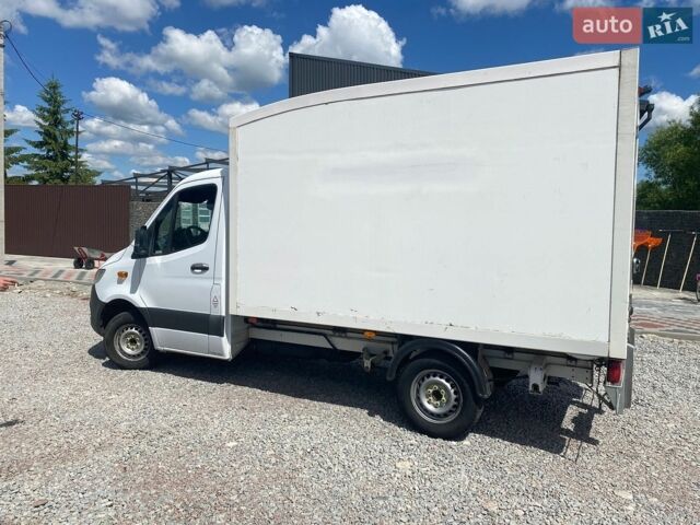Белый Мерседес Sprinter, объемом двигателя 2.1 л и пробегом 270 тыс. км за 22100 $, фото 1 на Automoto.ua