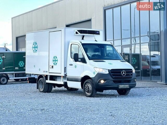Белый Мерседес Sprinter, объемом двигателя 2.2 л и пробегом 152 тыс. км за 34900 $, фото 1 на Automoto.ua