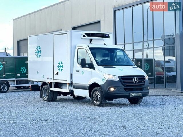 Белый Мерседес Sprinter, объемом двигателя 2.2 л и пробегом 152 тыс. км за 33900 $, фото 1 на Automoto.ua