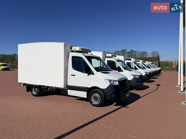 Белый Мерседес Sprinter, объемом двигателя 2.1 л и пробегом 253 тыс. км за 26500 $, фото 1 на Automoto.ua