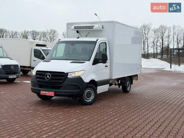 Белый Мерседес Sprinter, объемом двигателя 2.1 л и пробегом 246 тыс. км за 28850 $, фото 1 на Automoto.ua