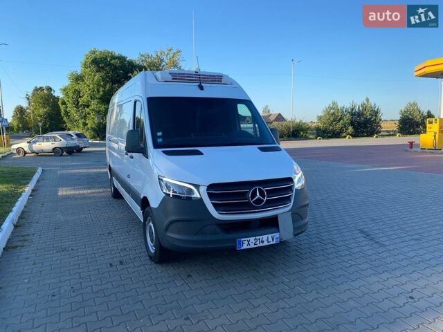 Белый Мерседес Sprinter, объемом двигателя 2 л и пробегом 268 тыс. км за 29800 $, фото 1 на Automoto.ua