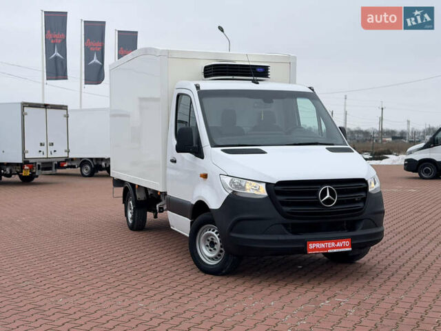 Белый Мерседес Sprinter, объемом двигателя 2 л и пробегом 223 тыс. км за 26500 $, фото 1 на Automoto.ua