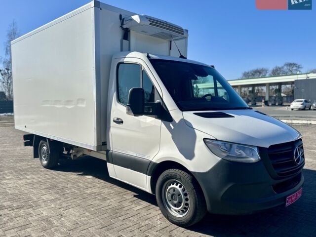 Белый Мерседес Sprinter, объемом двигателя 2.2 л и пробегом 112 тыс. км за 30950 $, фото 1 на Automoto.ua