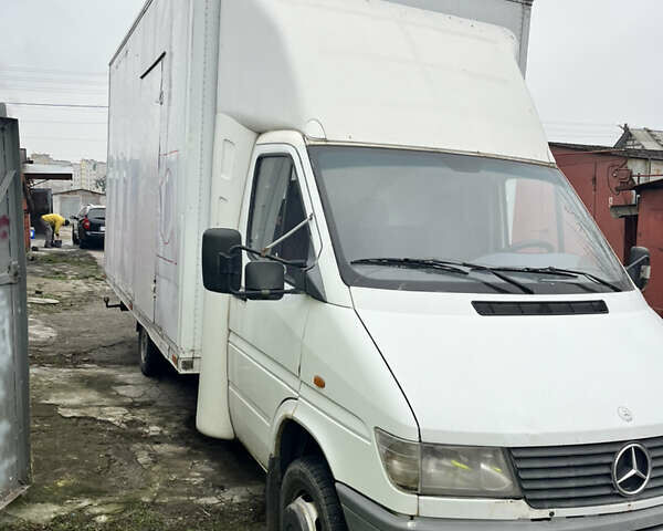 Белый Мерседес Sprinter, объемом двигателя 2.87 л и пробегом 670 тыс. км за 7400 $, фото 1 на Automoto.ua