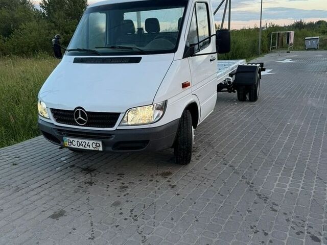 Білий Мерседес Sprinter, об'ємом двигуна 2.69 л та пробігом 632 тис. км за 10000 $, фото 1 на Automoto.ua