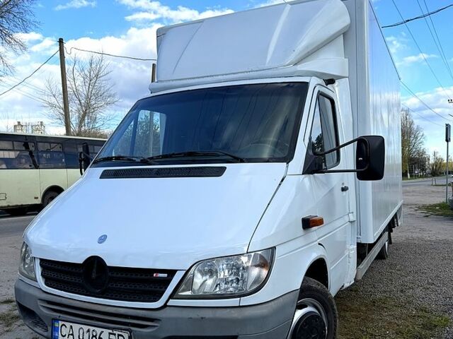Белый Мерседес Sprinter, объемом двигателя 2.1 л и пробегом 0 тыс. км за 9200 $, фото 1 на Automoto.ua