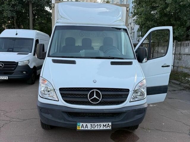 Білий Мерседес Sprinter, об'ємом двигуна 2.15 л та пробігом 370 тис. км за 18000 $, фото 1 на Automoto.ua