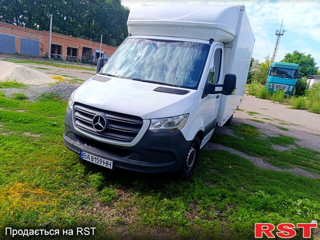 Белый Мерседес Sprinter, объемом двигателя 2.2 л и пробегом 223 тыс. км за 26000 $, фото 1 на Automoto.ua