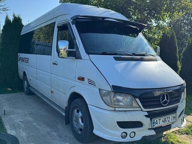 Білий Мерседес Sprinter, об'ємом двигуна 2.15 л та пробігом 600 тис. км за 7300 $, фото 1 на Automoto.ua