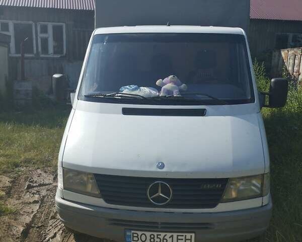 Білий Мерседес Sprinter, об'ємом двигуна 2.87 л та пробігом 350 тис. км за 8050 $, фото 1 на Automoto.ua