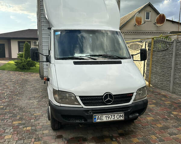 Белый Мерседес Sprinter, объемом двигателя 2.2 л и пробегом 10 тыс. км за 12000 $, фото 1 на Automoto.ua