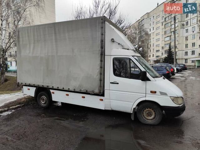 Белый Мерседес Sprinter, объемом двигателя 2.69 л и пробегом 360 тыс. км за 7300 $, фото 1 на Automoto.ua