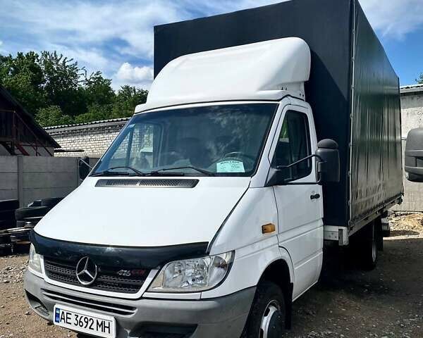 Белый Мерседес Sprinter, объемом двигателя 2.7 л и пробегом 250 тыс. км за 14500 $, фото 1 на Automoto.ua